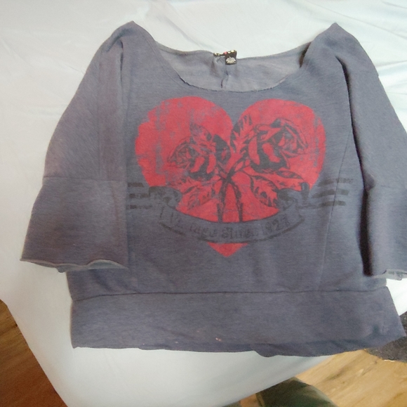 Shirt - Picture 1 of 3